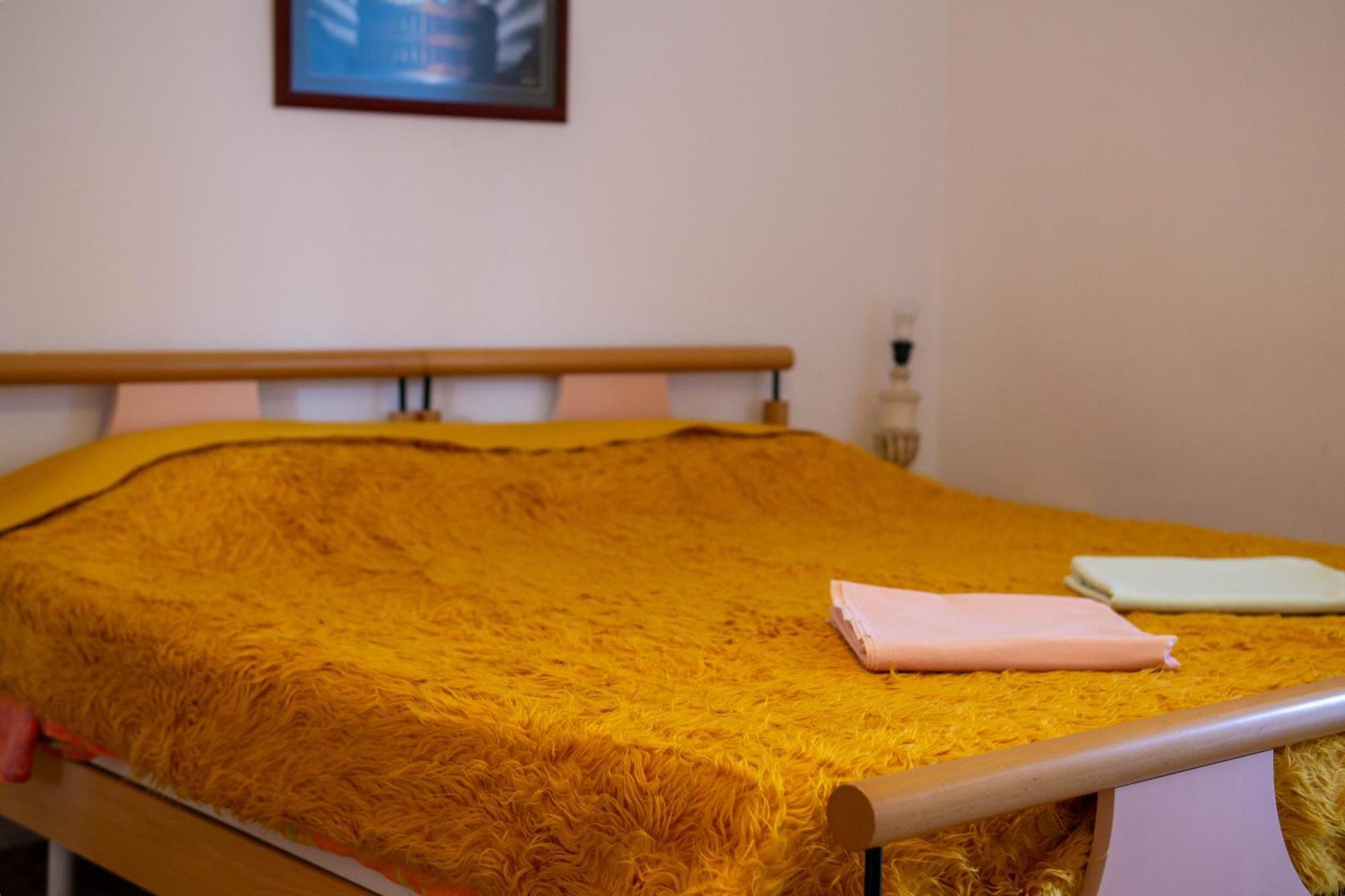Bllok Bright Private Bedrooms With Private Bathroom On Shared Apartment Tirana Esterno foto