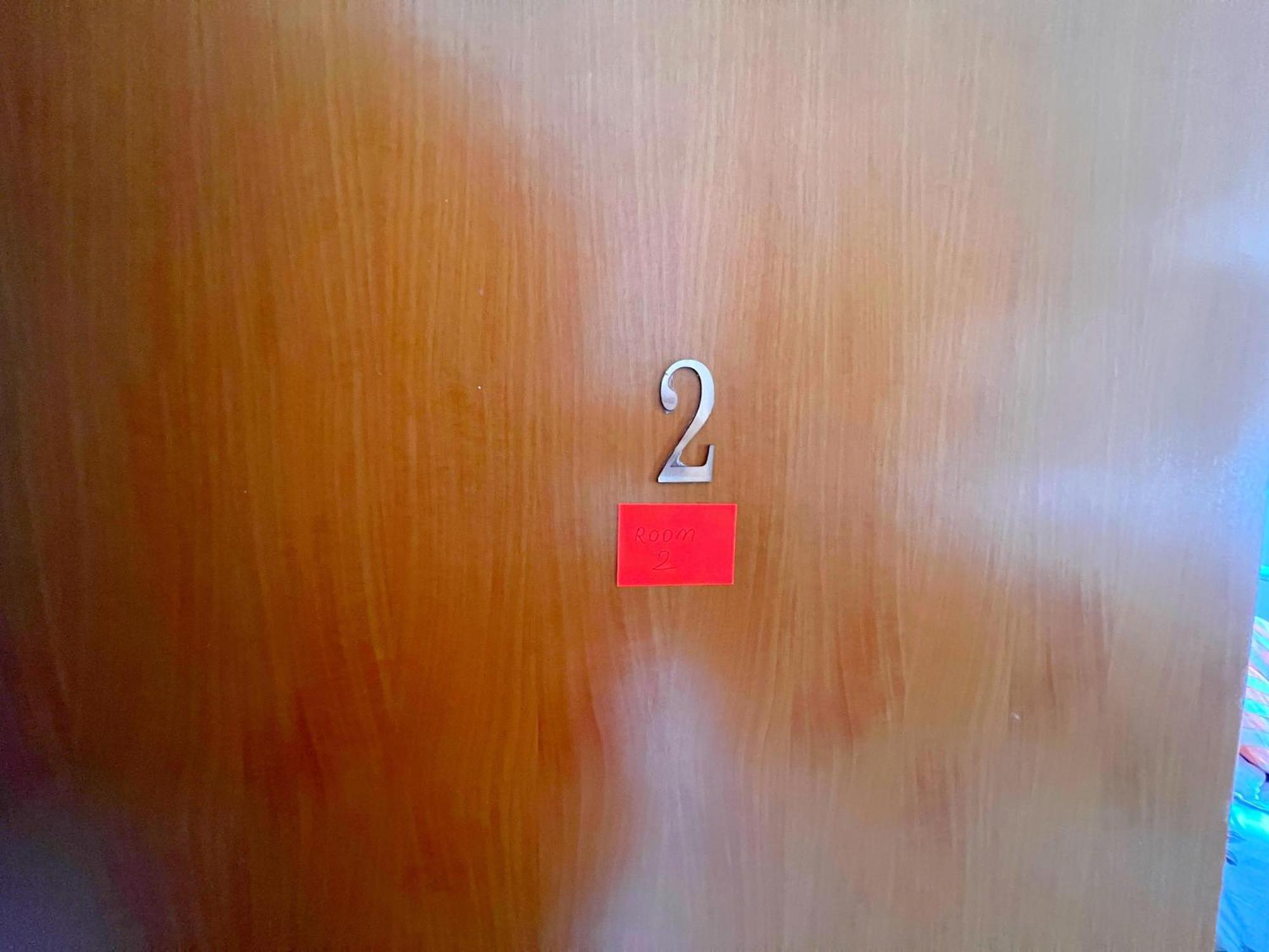 Bllok Bright Private Bedrooms With Private Bathroom On Shared Apartment Tirana Esterno foto